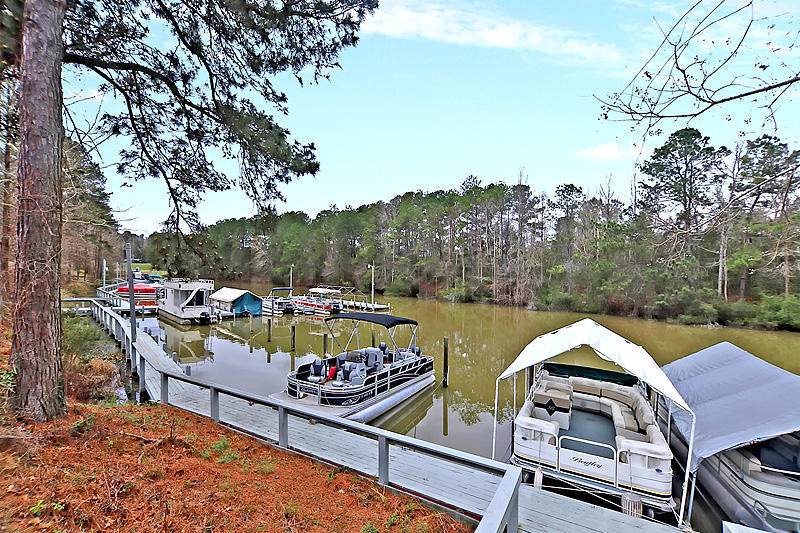 101 Cooper Circle - Photo 1