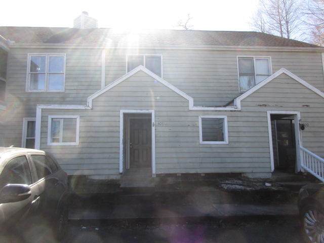 401 Sunnyside Way - Photo 1