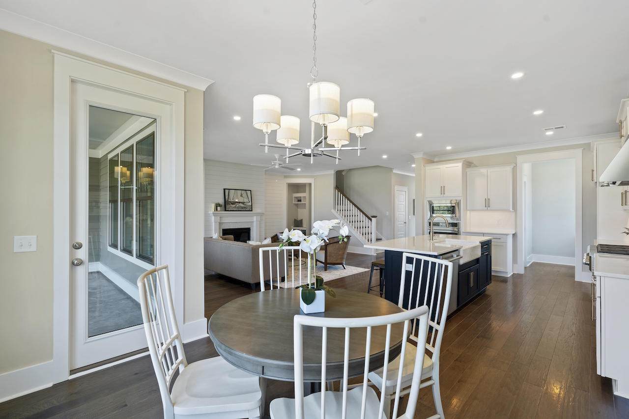 1166 Elliotts Cut Drive - Photo 1
