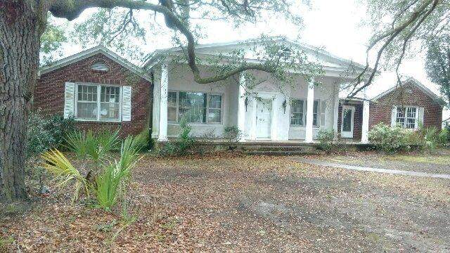 504 Thompson Street - Photo 1