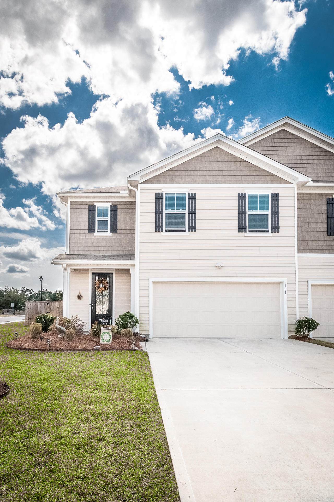 101 Wild Holly Drive - Photo 1