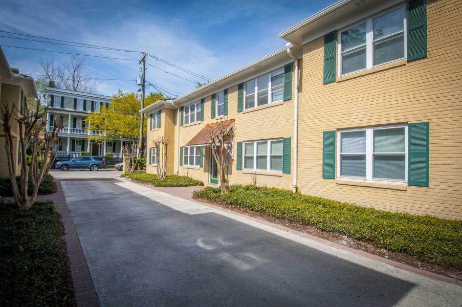 117 Wentworth Street - Photo 1
