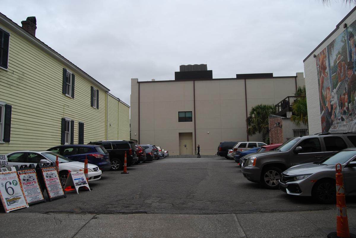 70 Queen Street - Photo 1