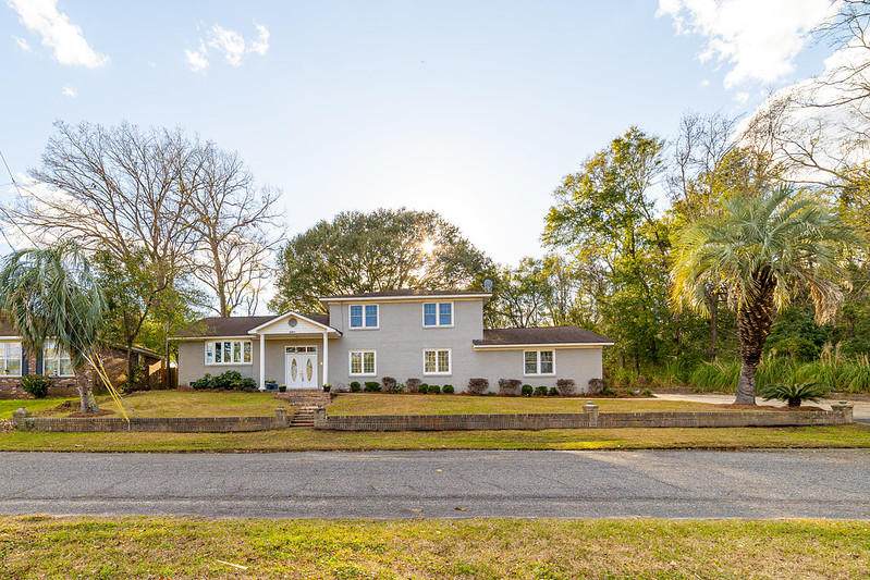 5811 Lakeside Drive - Photo 1