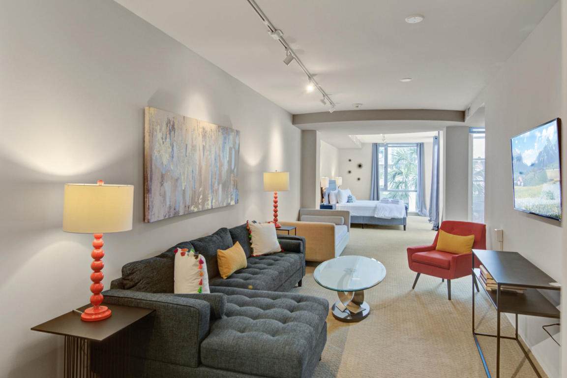 487 King Street - Photo 1