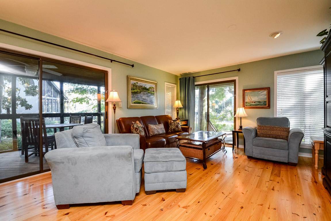 4583 Park Lake Drive - Photo 1