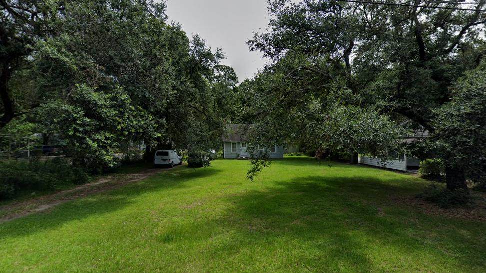 412 Woodland Shores Road - Photo 1