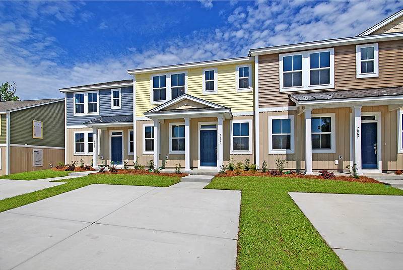 7771 Montview Road - Photo 1