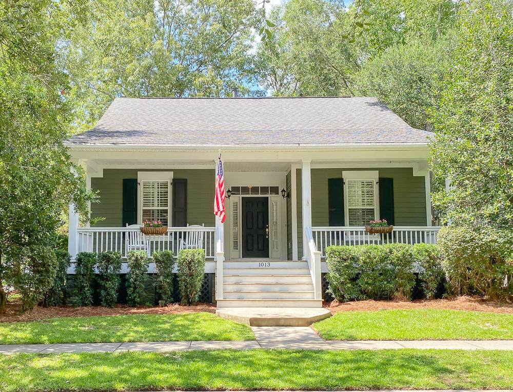 1013 Barfield Street - Photo 1