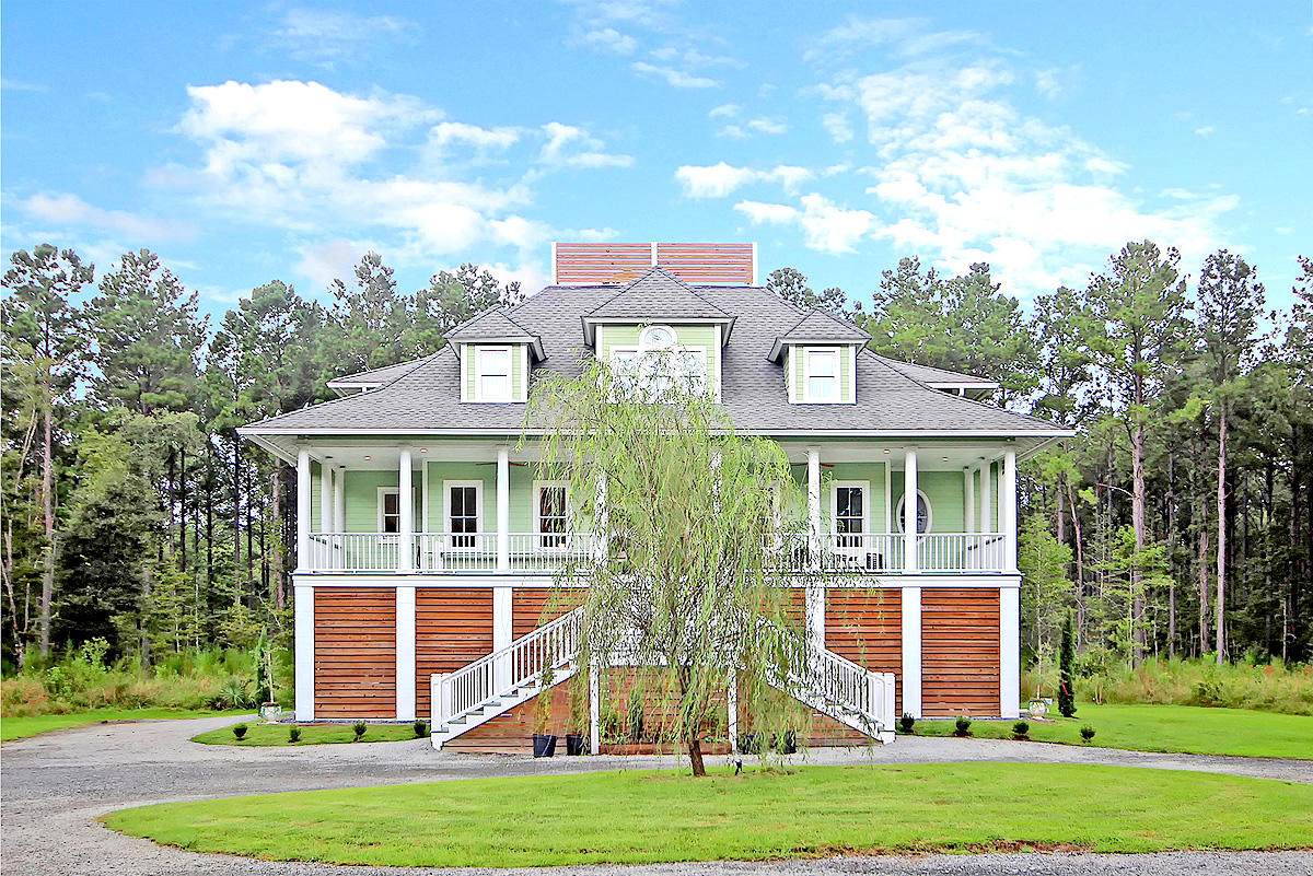215 Jaques Court - Photo 1