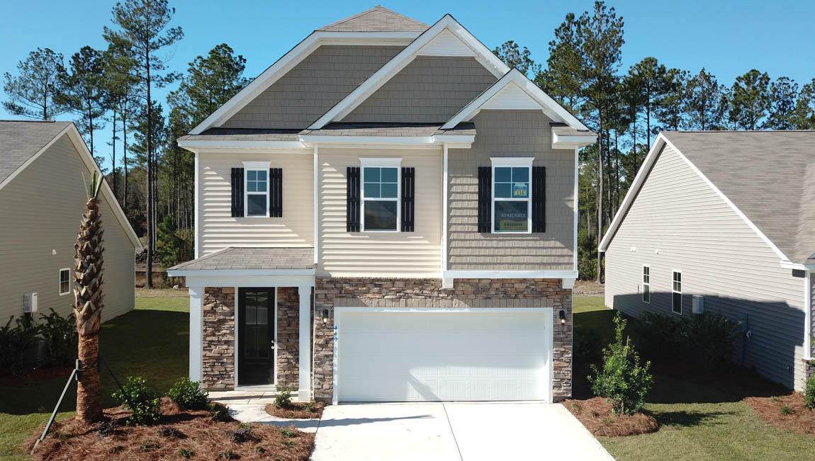 3951 Sawmill Court - Photo 1