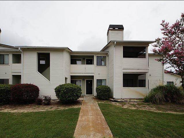 265 Alexandra Drive - Photo 1
