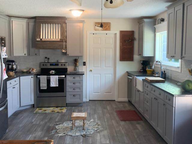 2131 Wesley Chapel Avenue - Photo 1