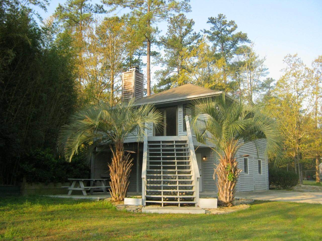 1135 Old Road - Photo 1