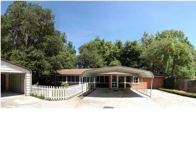 408 Howle Avenue - Photo 1