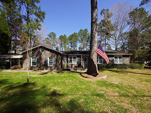 102 Camellia Street - Photo 1