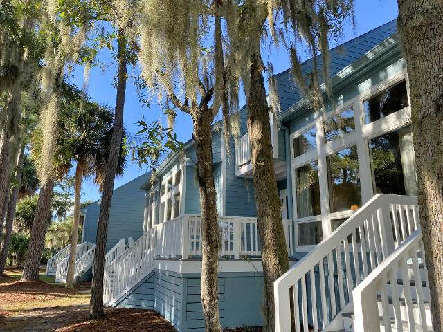 477 Sea Cloud Circle - Photo 1