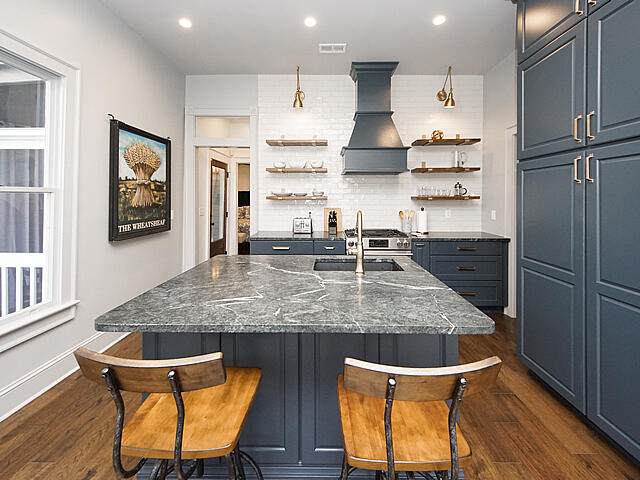 119 Alexander Street - Photo 1