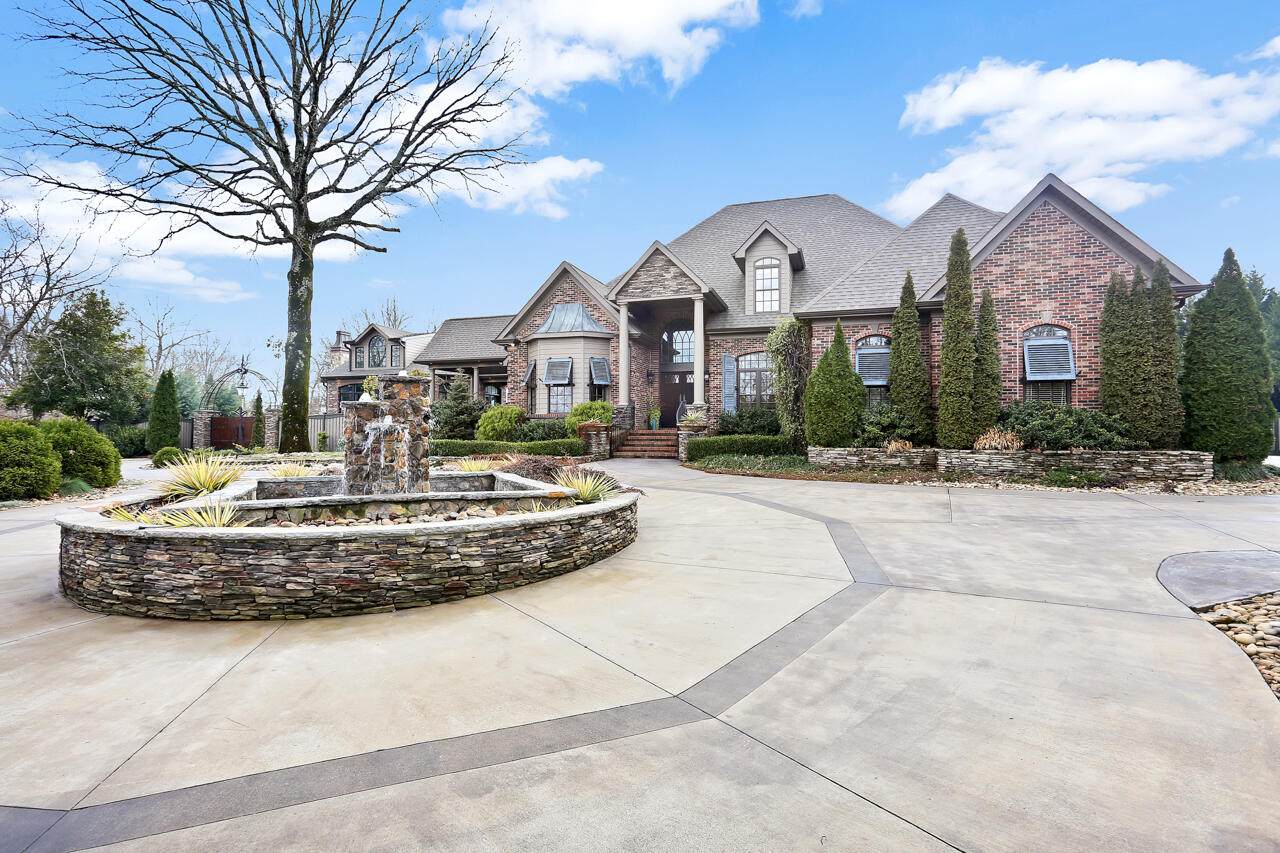 2900 Roper Mountain Road - Photo 1