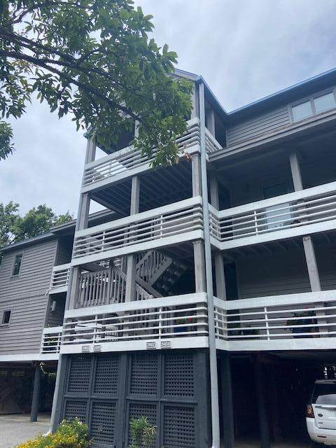 2467 Racquet Club Drive - Photo 1