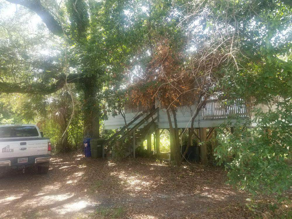 222 Hudson Avenue - Photo 1