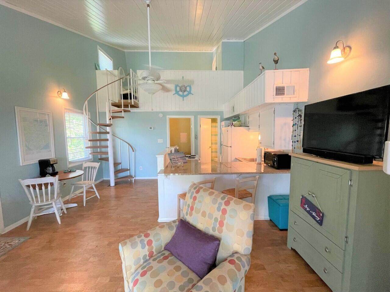 249 Driftwood Lane - Photo 1