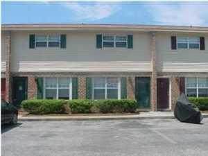 105 Hickory Lane - Photo 1