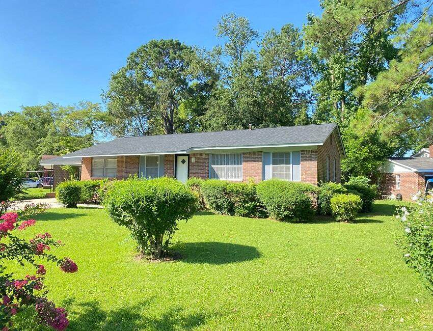 2935 Dell Drive - Photo 1