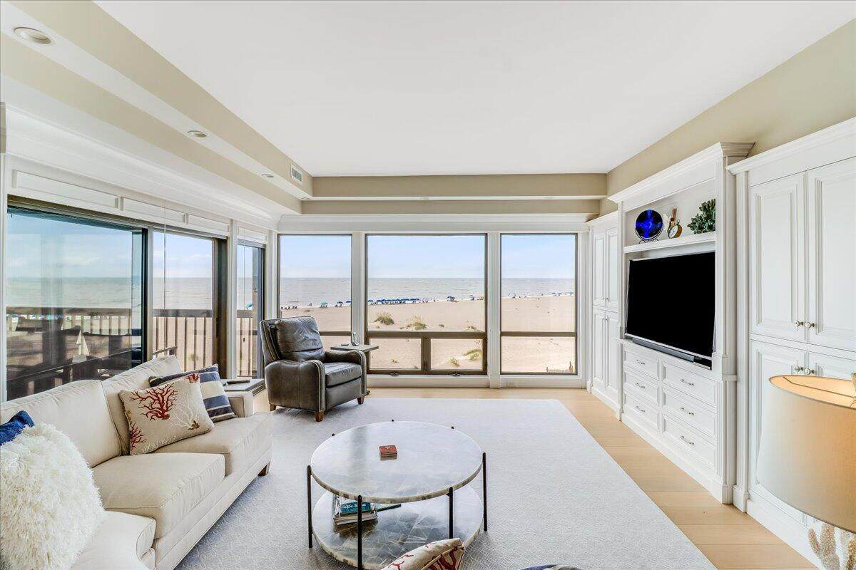 1202 Ocean Club Villas - Photo 1