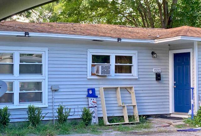 1522 Evergreen Street - Photo 1