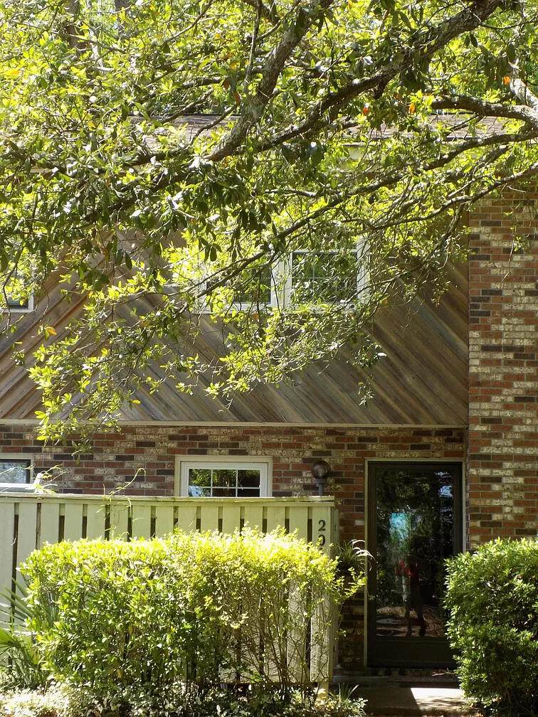 206 St Charles Court - Photo 1