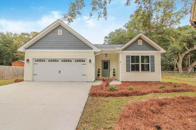 1539 Stanwick Drive - Photo 1