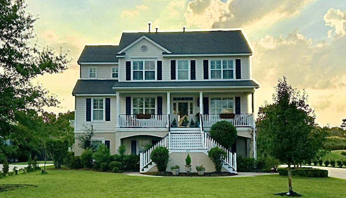 1637 Oakhurst Drive - Photo 1