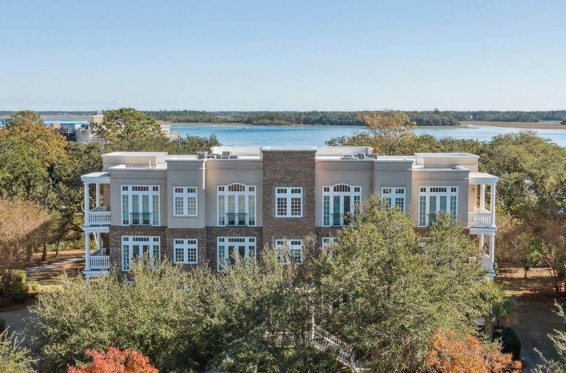 124 Fairbanks Oak Aly - Photo 1