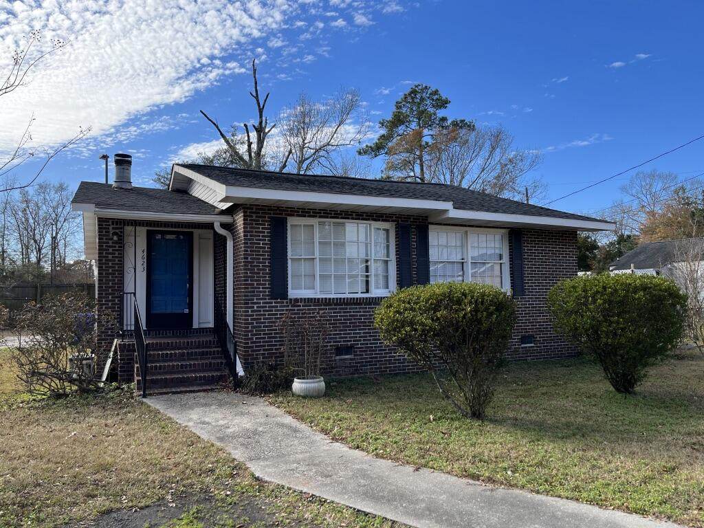 4623 Ada Avenue - Photo 1