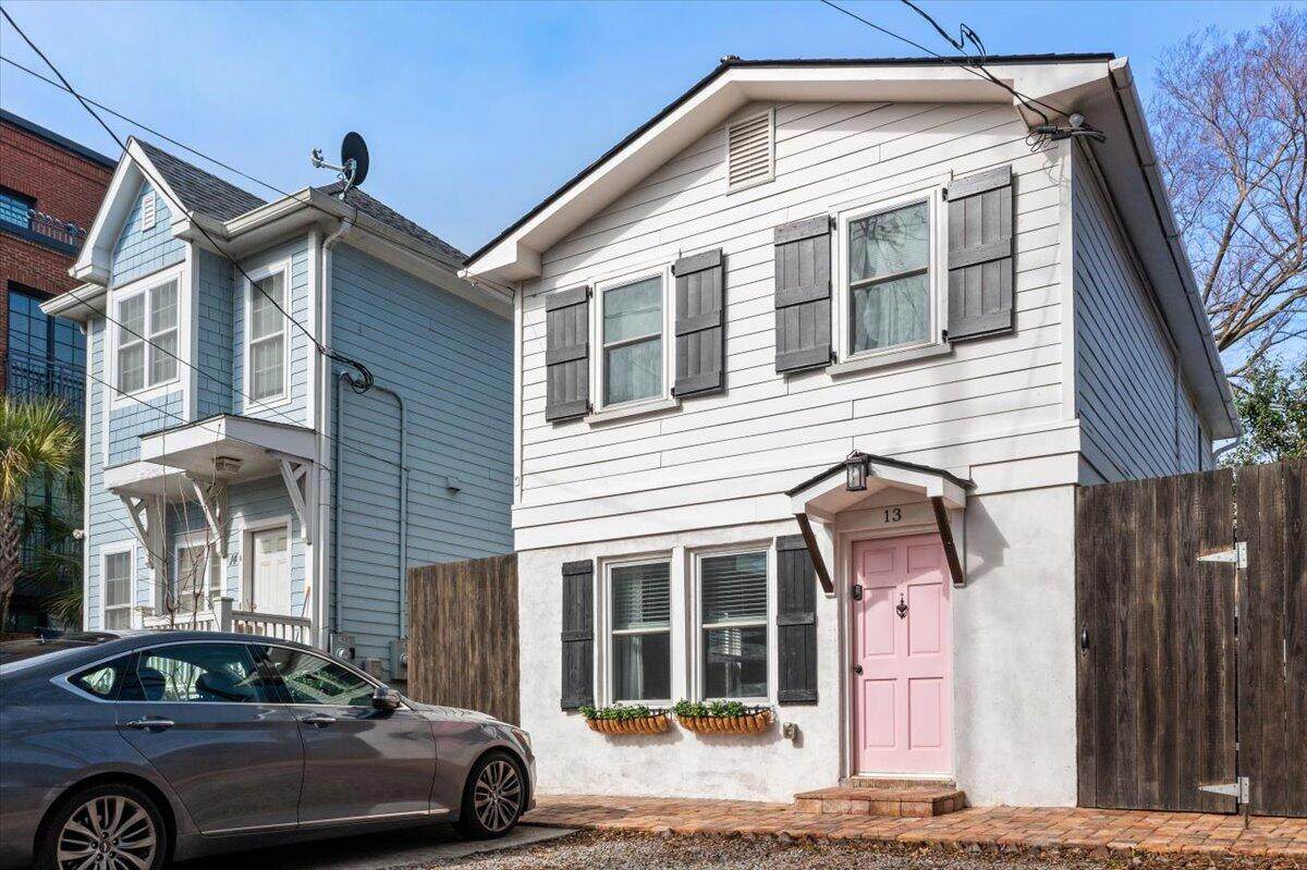 13 Drews Alley - Photo 1