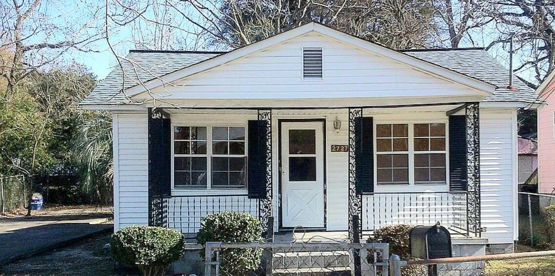 2727 Henry Street - Photo 1