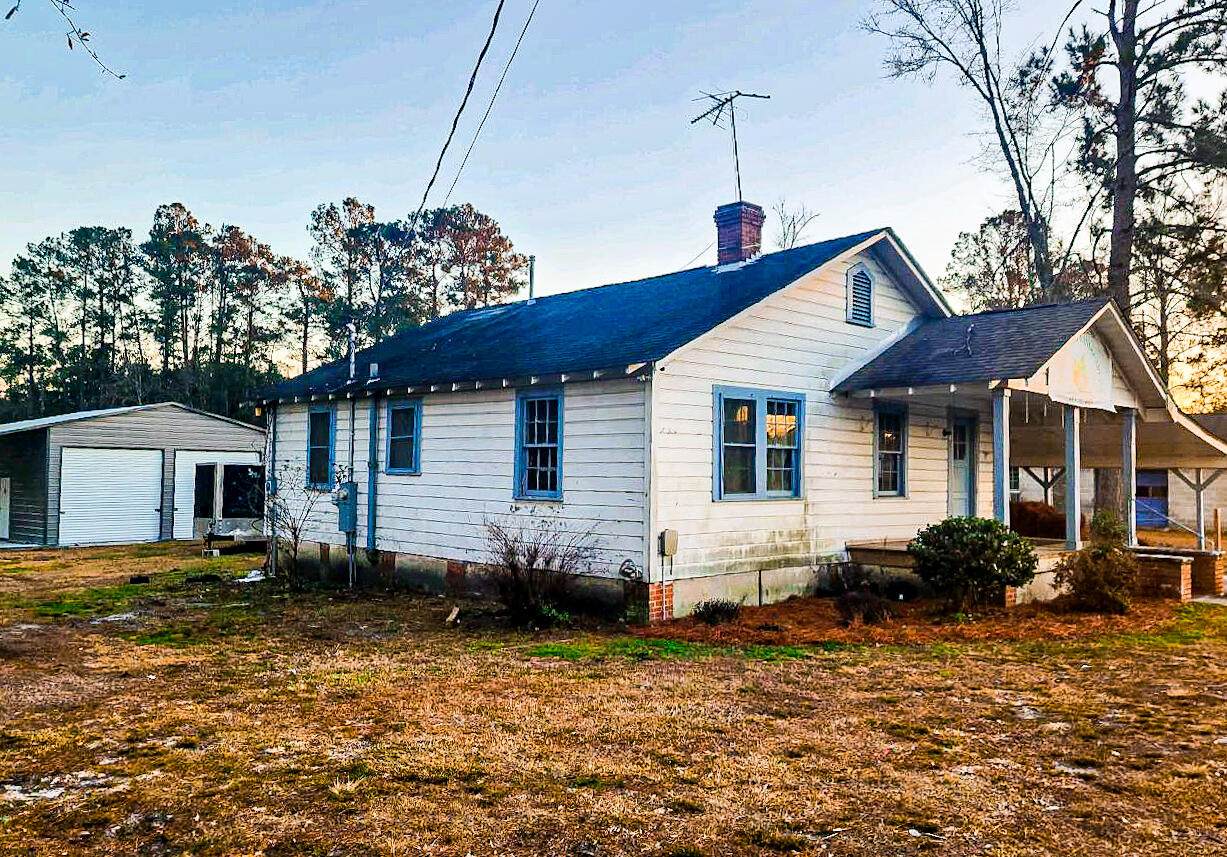 1356 Cottageville Highway - Photo 1