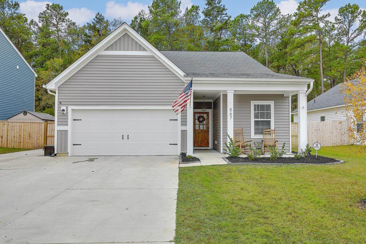 567 Abigail Street - Photo 1