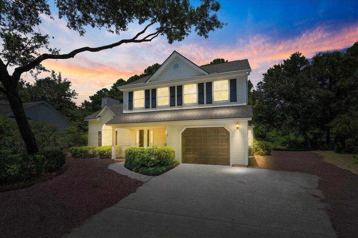 1924 Oak Tree Lane - Photo 1