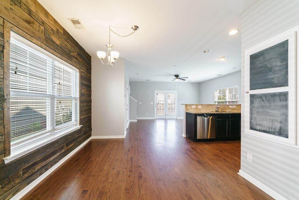 https://bt-photos.global.ssl.fastly.net/charleston/orig_boomver_1_24025098-2.jpg