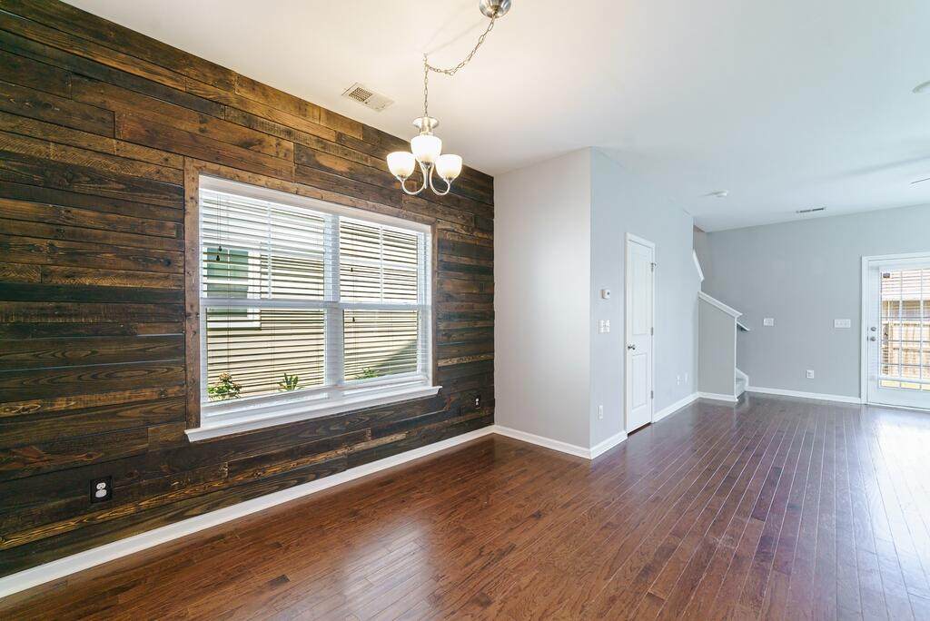 https://bt-photos.global.ssl.fastly.net/charleston/orig_boomver_1_24025098-2.jpg