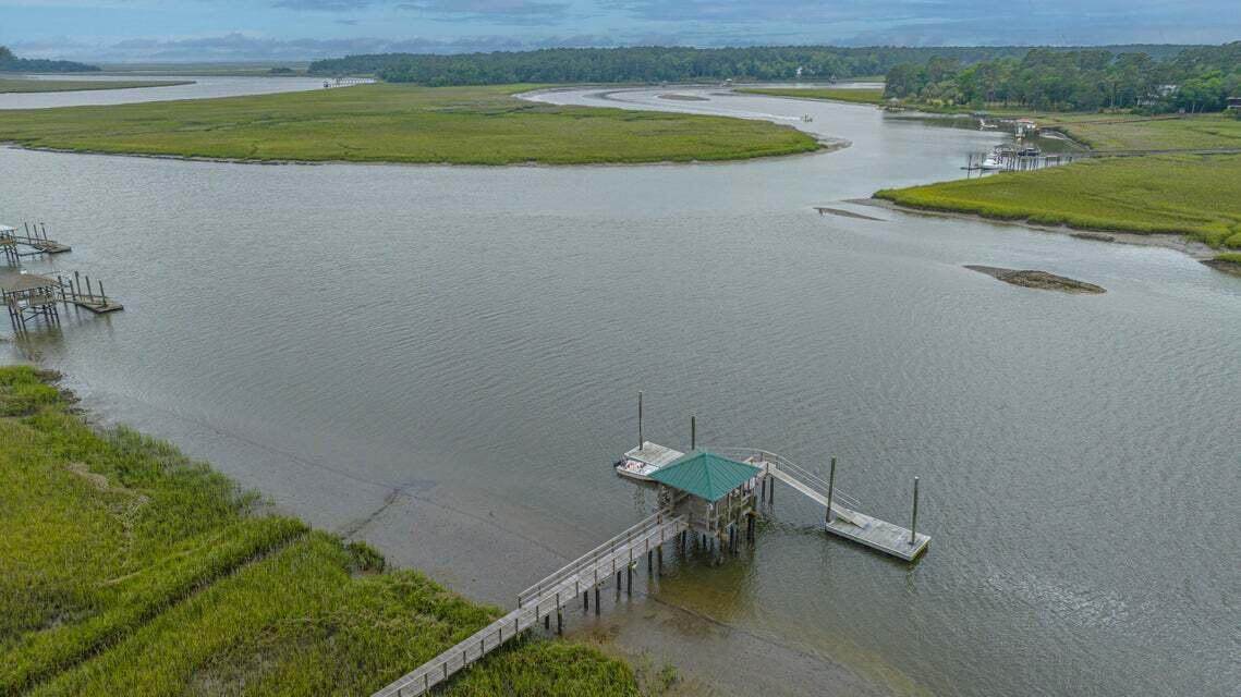 https://bt-photos.global.ssl.fastly.net/charleston/orig_boomver_1_24030760-2.jpg