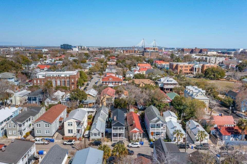https://bt-photos.global.ssl.fastly.net/charleston/orig_boomver_1_25005349-2.jpg