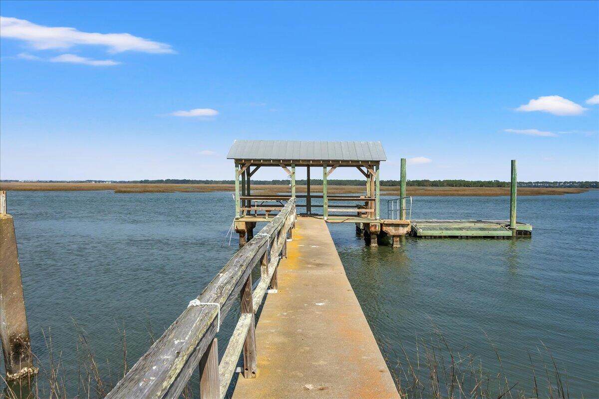 https://bt-photos.global.ssl.fastly.net/charleston/orig_boomver_1_25009997-2.jpg