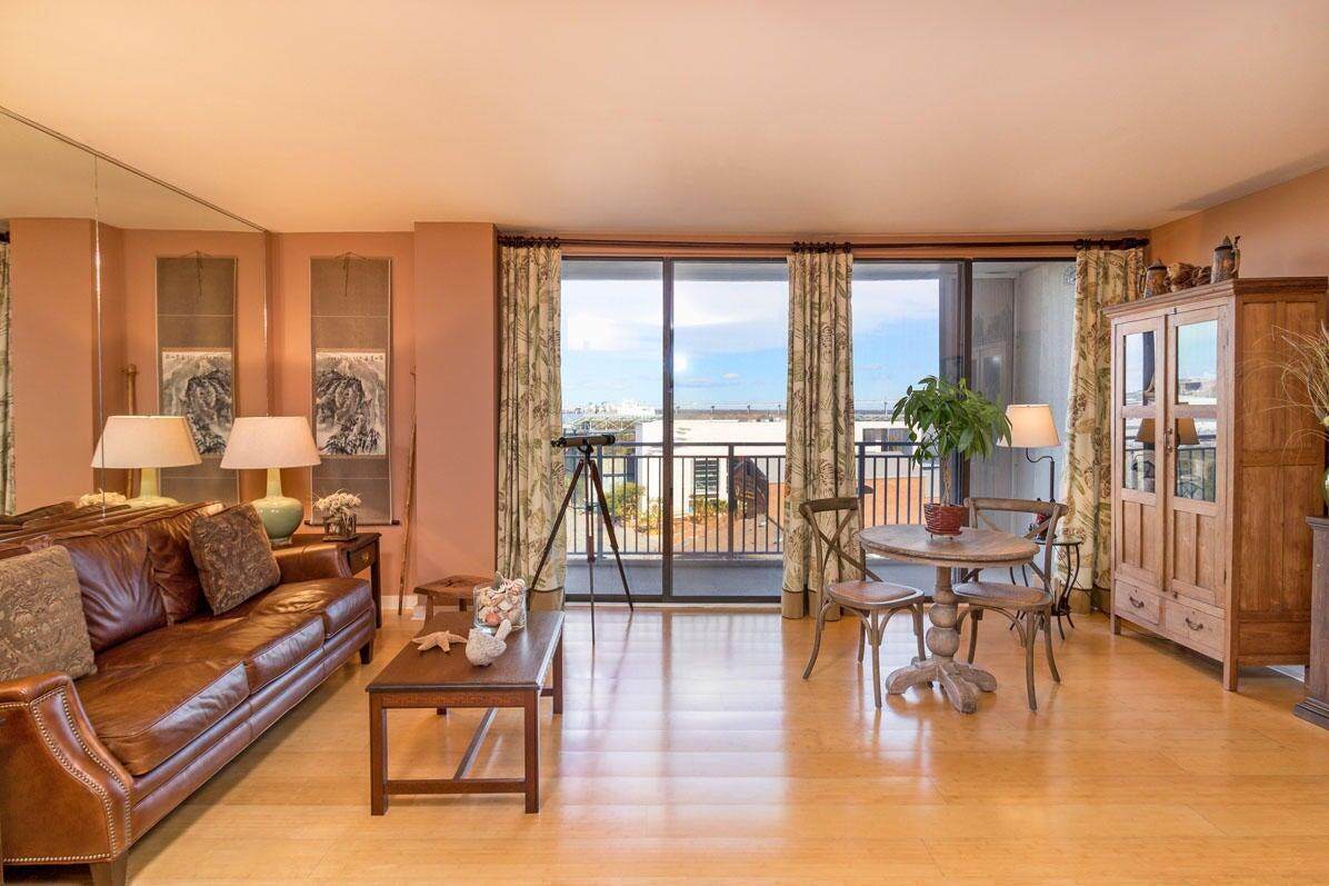 330 Concord Street - Photo 1