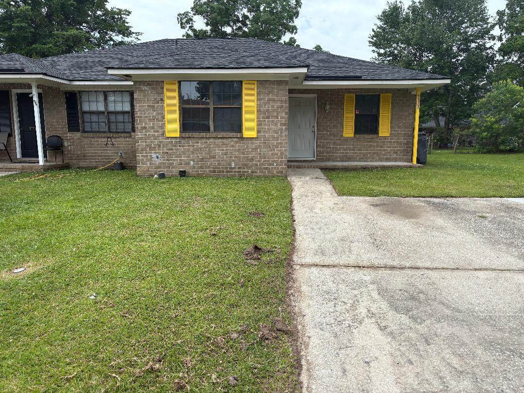 7713 Suzanne Drive - Photo 1