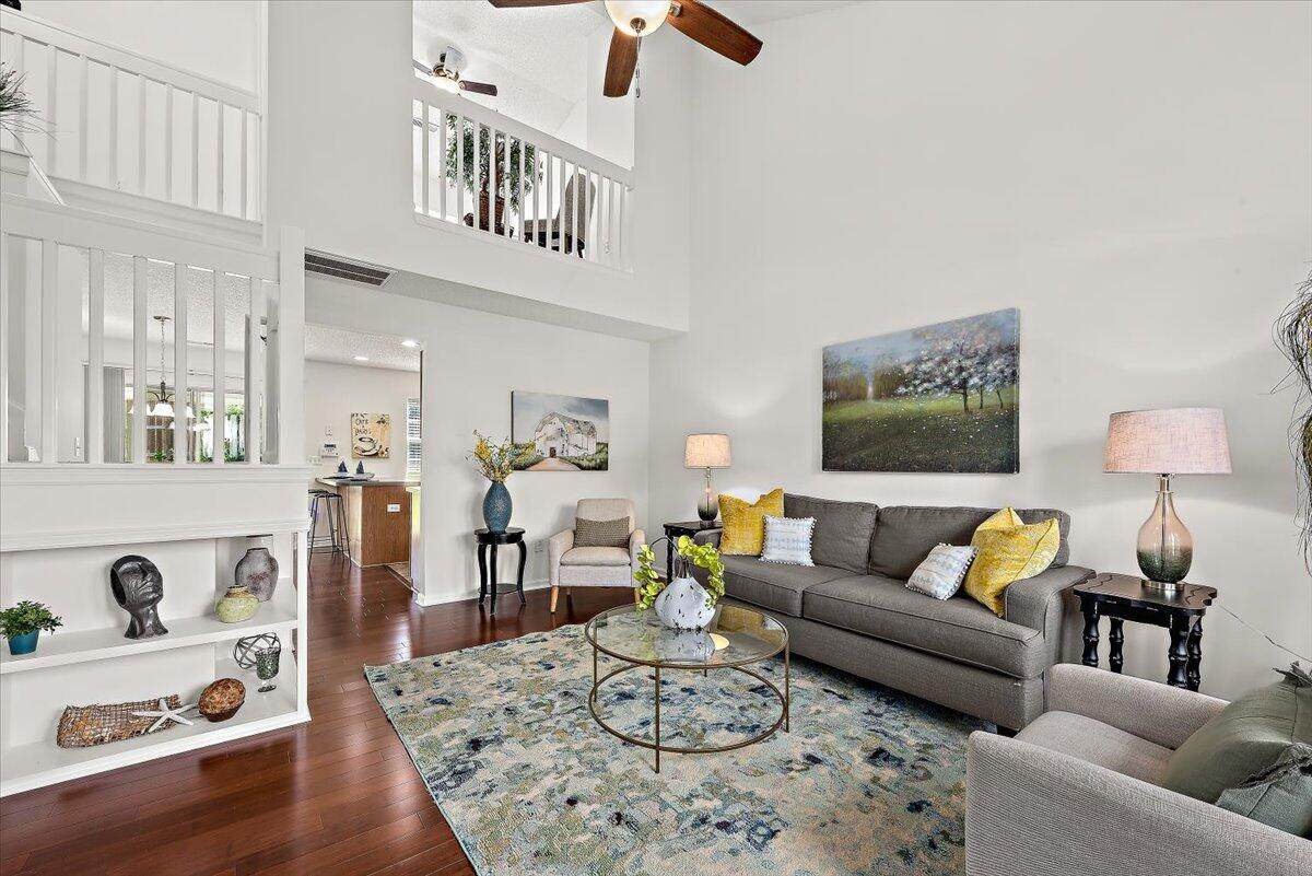 105 Brockman Way - Photo 1