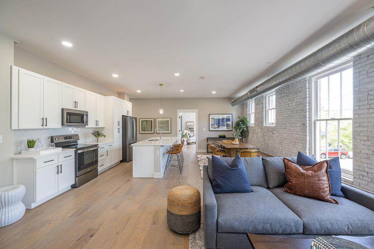 70 Carolina Street - Photo 1