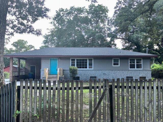 120 Newington Road - Photo 1